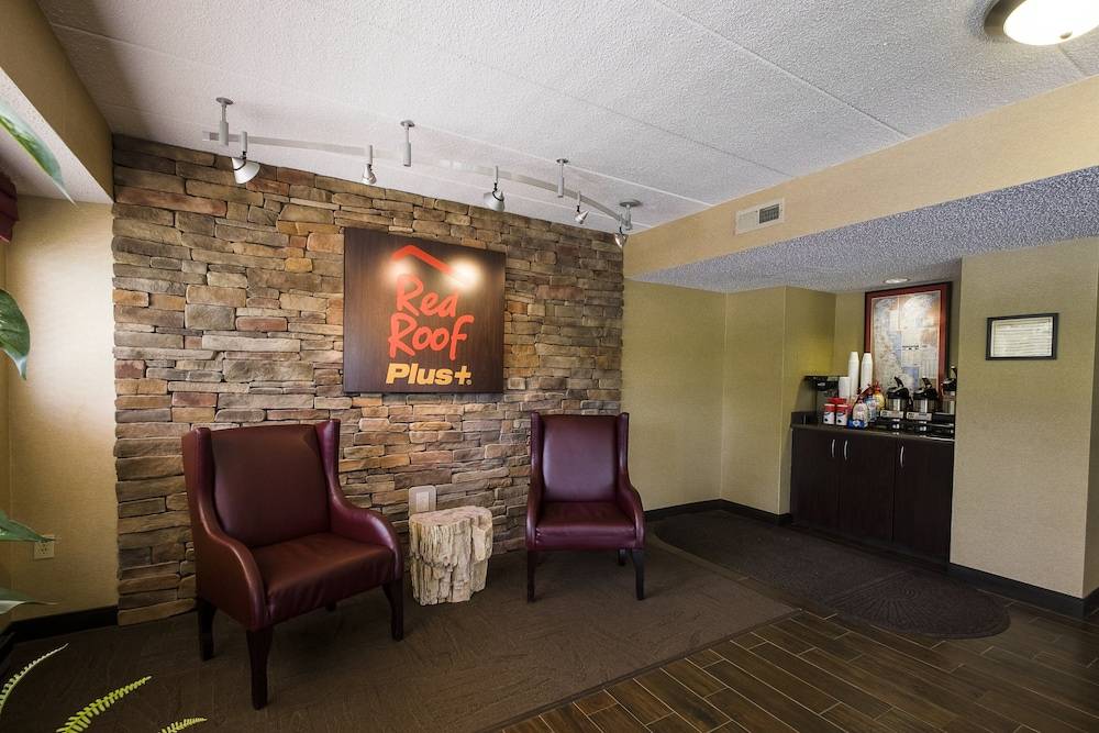 Red Roof Inn PLUS Wilmington Newark - photo 3