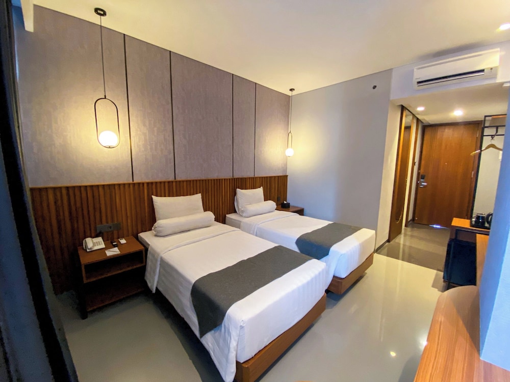 Nata Azana Hotel Ngawi — hotel in Ngawi