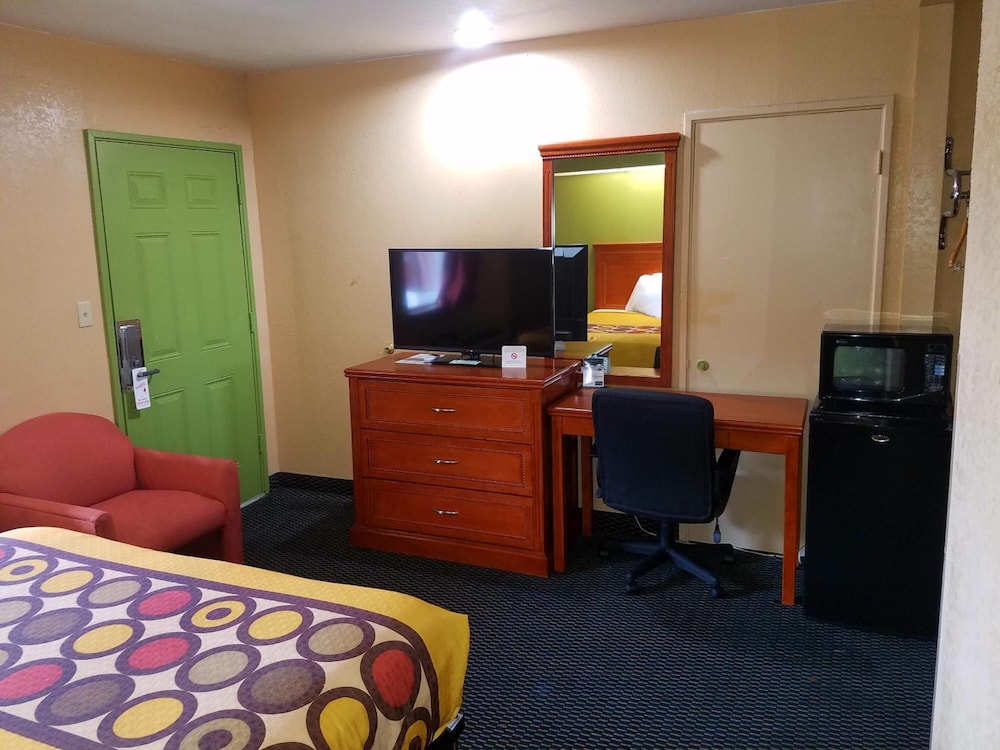 Holiday Terrace Motel - photo 19