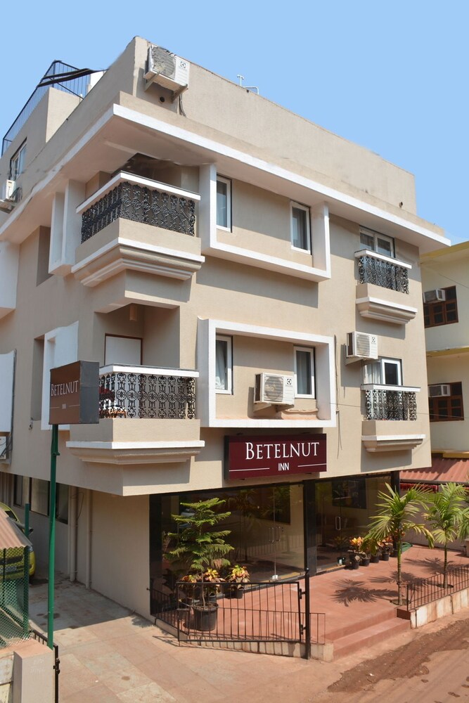 Betelnut Inn Mrkt By Splenor in Calangute, India