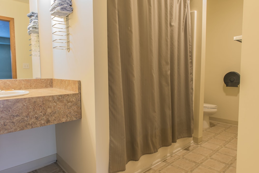 The Kingsley Suites - photo 27