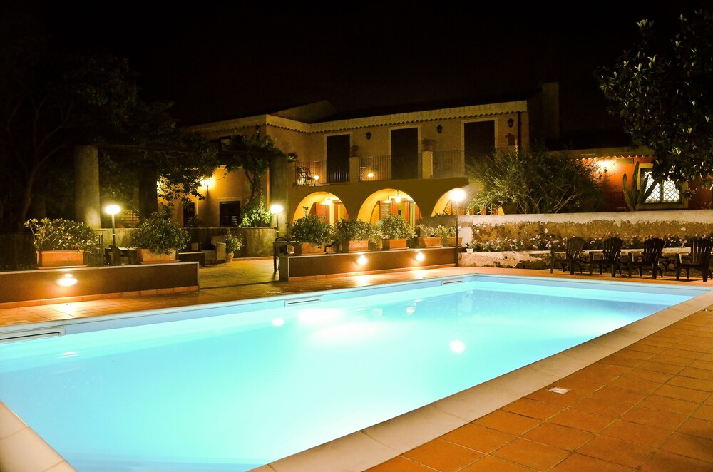 La Terra del Mezzo in Riposto, Italy