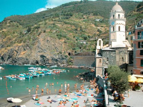 Sea View Suites Francamaria Rooms — Vernazza