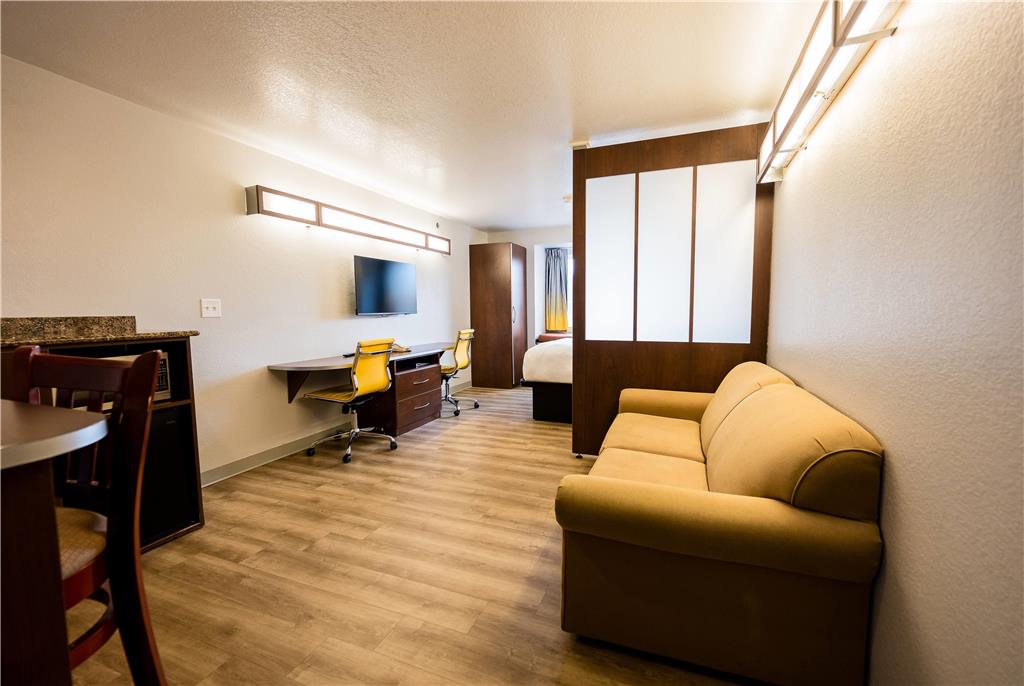 Microtel Inn & Suites by Wyndham Cheyenne - photo 28