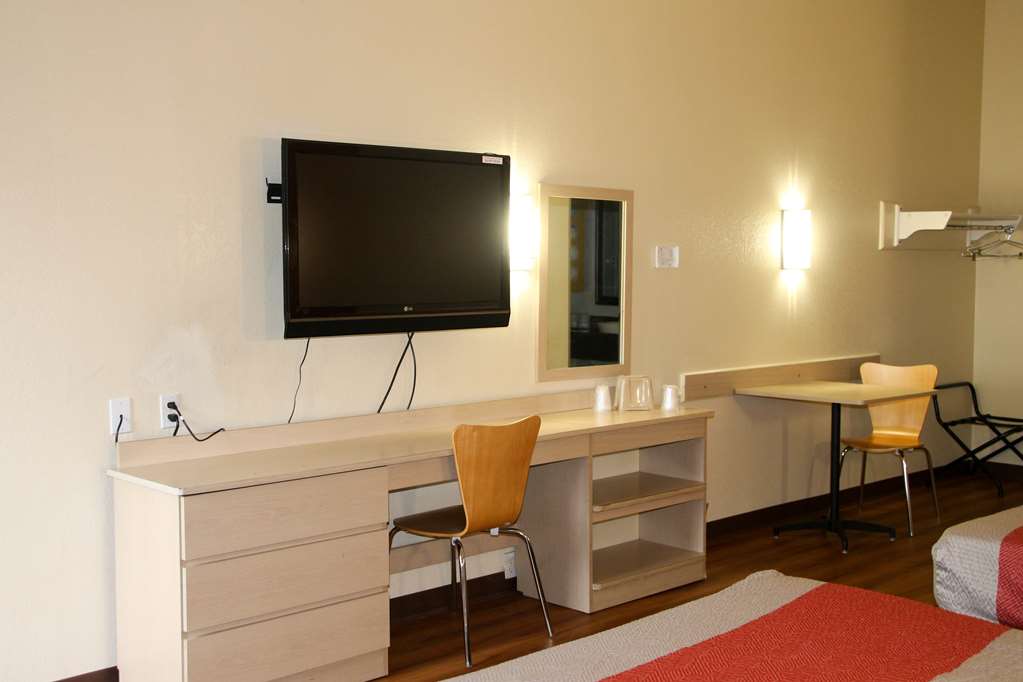 Motel 6 Warwick RI Providence Airport I 95 - photo 11