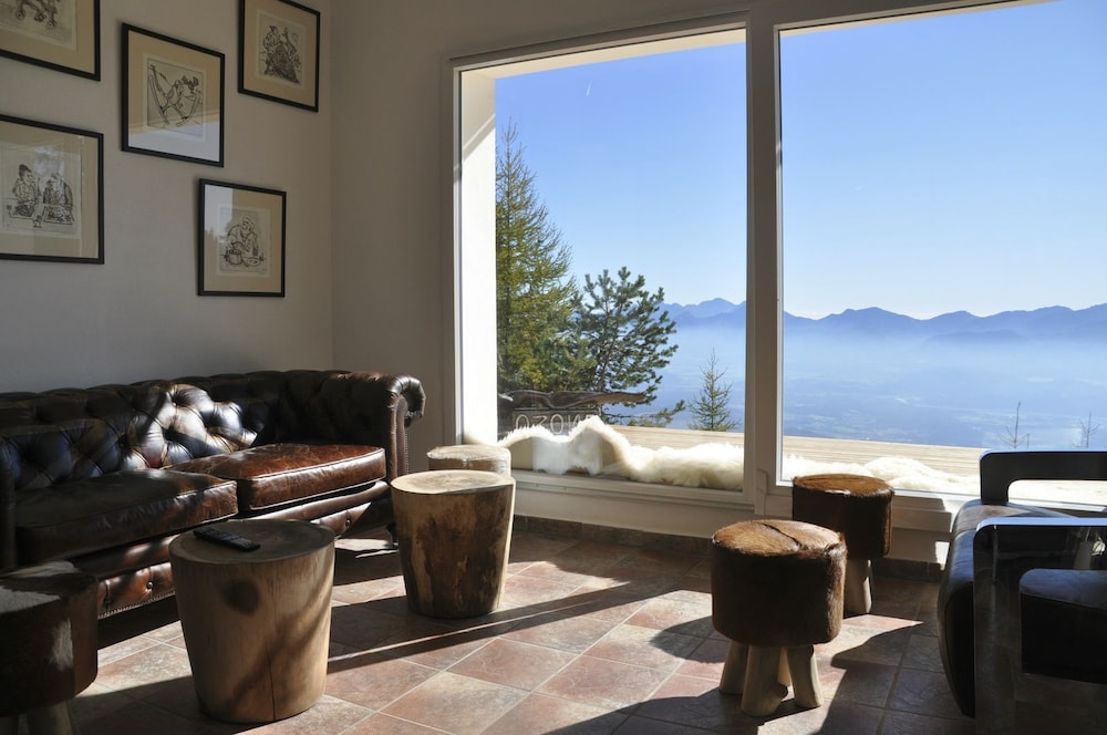 Hotel12 — 4-Star Luxury Hotel in Steindorf Am Ossiacher See, Austria