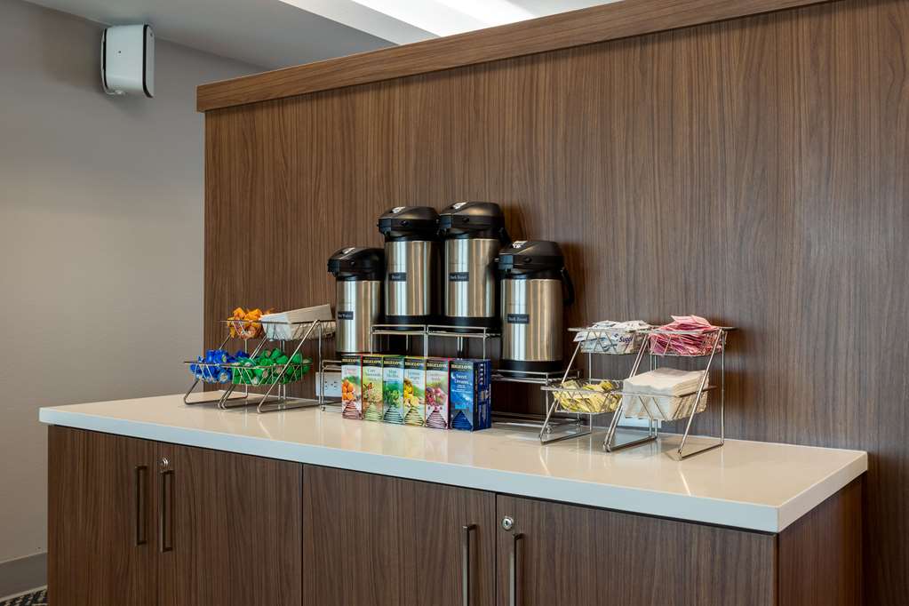 AmericInn by Wyndham San Angelo - photo 32