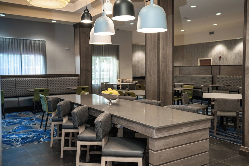 Fairfield Inn & Suites Kearney - photo 33