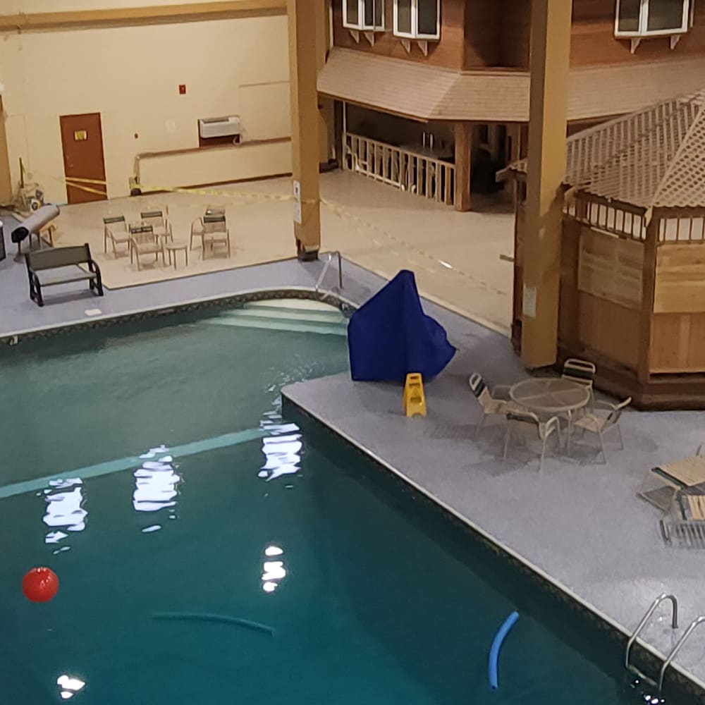 Katahdin Inn & Suites - photo 35