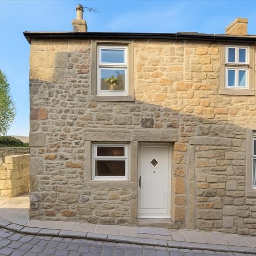 Blossom Tree Cottage — 4-Star Luxury Hotel in Barnoldswick, United Kingdom