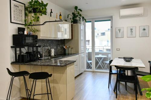 Dima Home Cute Flat in Rome — 4-Star Luxury Hotel in Rome, Italy