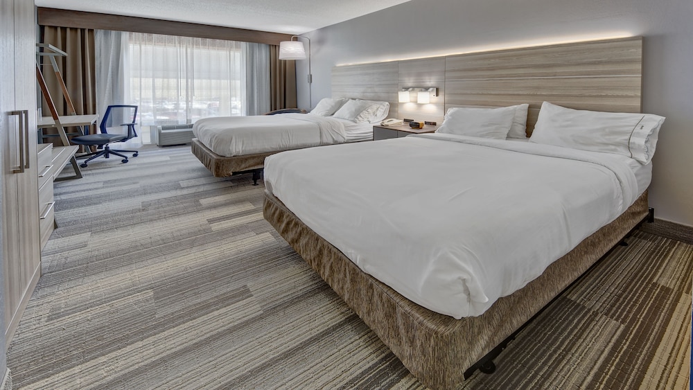 Holiday Inn Express & Suites London by IHG - photo 6