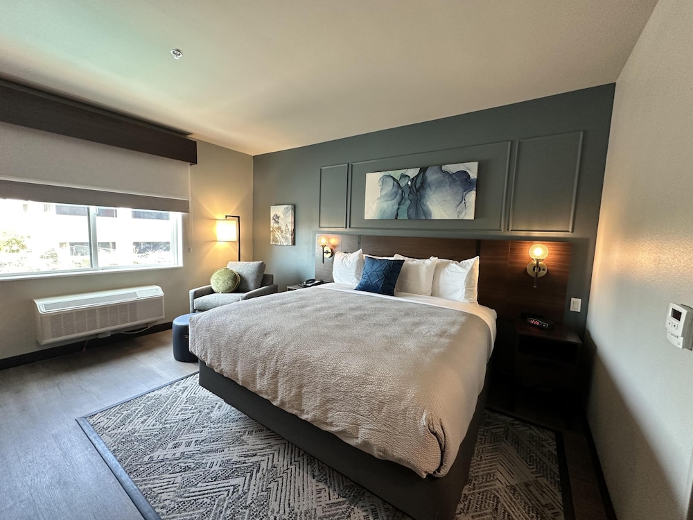 Best Western Plus Rialto — hotel in Rialto