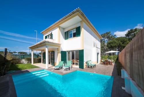 BmyGuest Casa da Hera Villa Meco — 4-Star Luxury Hotel in Sesimbra, Portugal