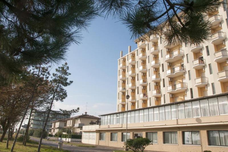 Familihotel Lido Di Classe — Rimini