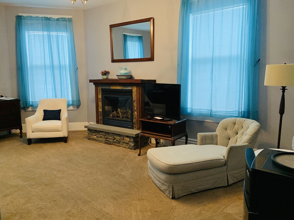 The Hotel Belvidere - photo 11