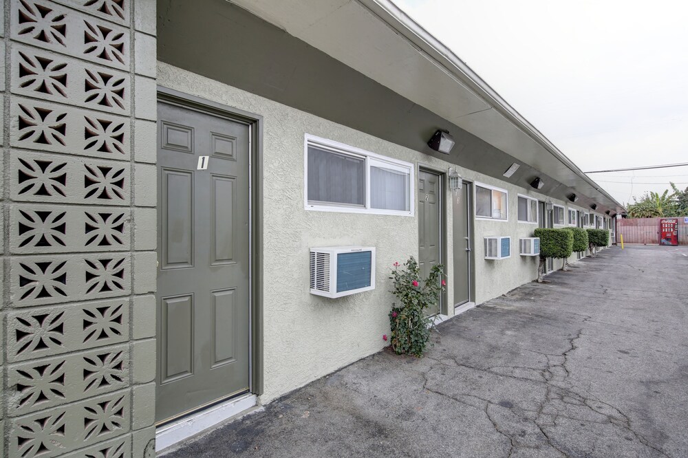 LA Ramona Motel - photo 82