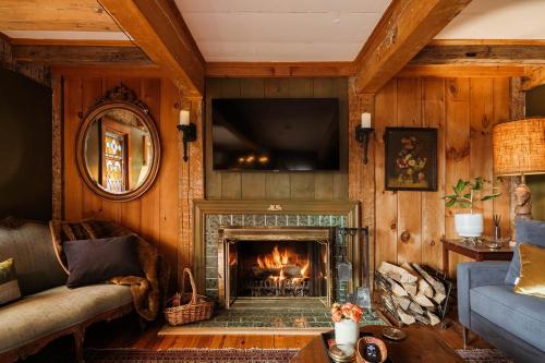 Chestnut Hill Farm — 4-Star Luxury Hotel in Saugerties, United States