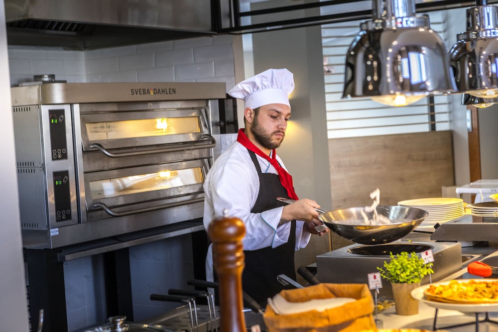 מזון ומשקאות