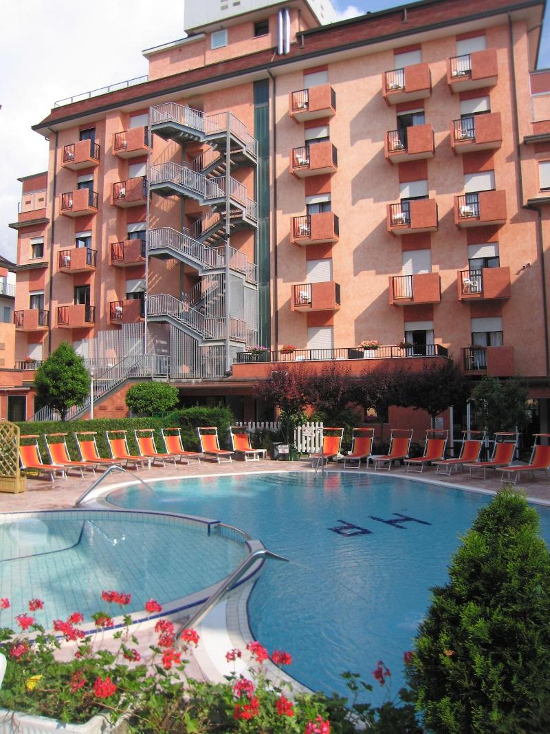 Hotel Piccadilly — hotel in Lido Di Jesolo