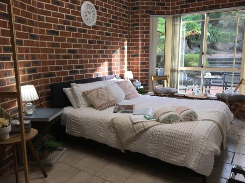 Rocky Rest - carbon neutral hotel in Orange