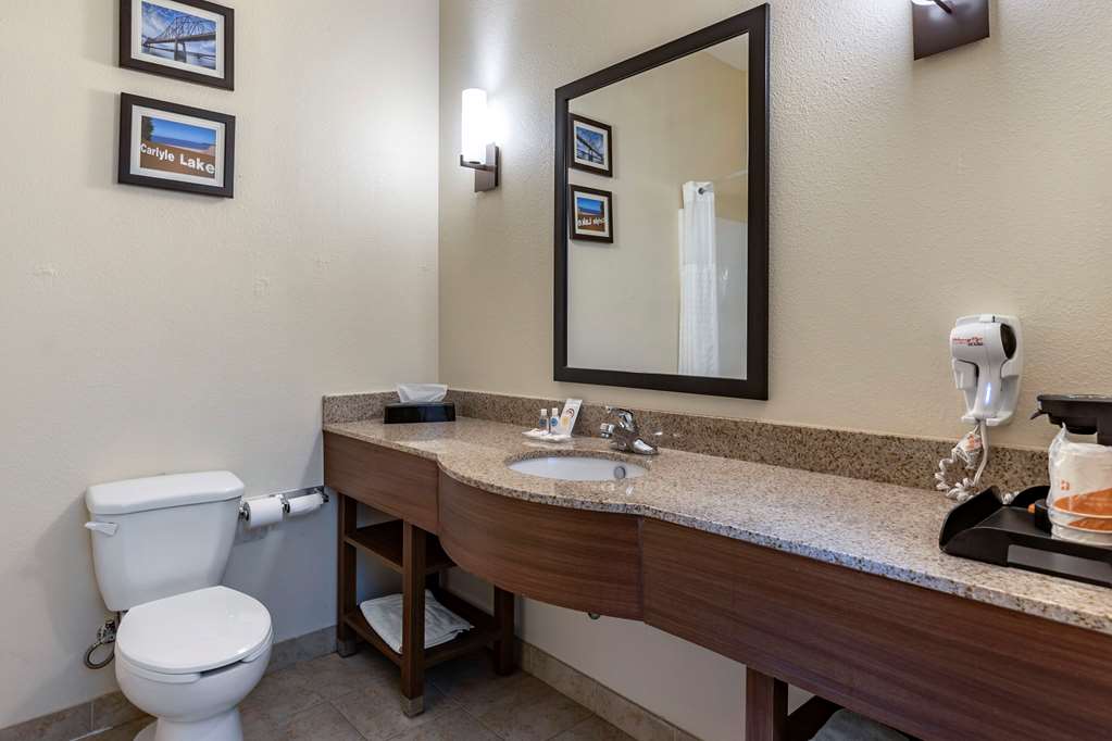 Comfort Inn & Suites Greenville I 70 - photo 15