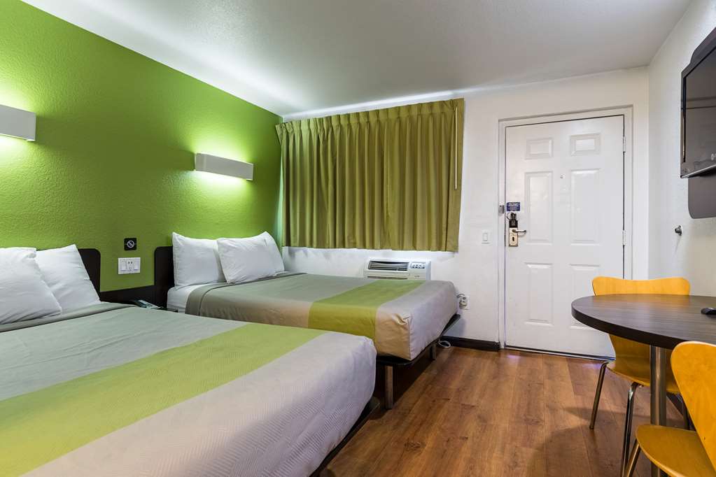 Motel6 Riverside CA UCR East - photo 13
