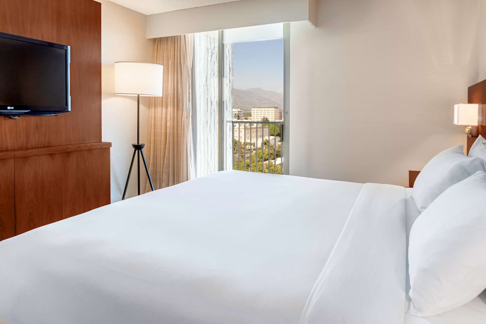 Hilton Pasadena - photo 10