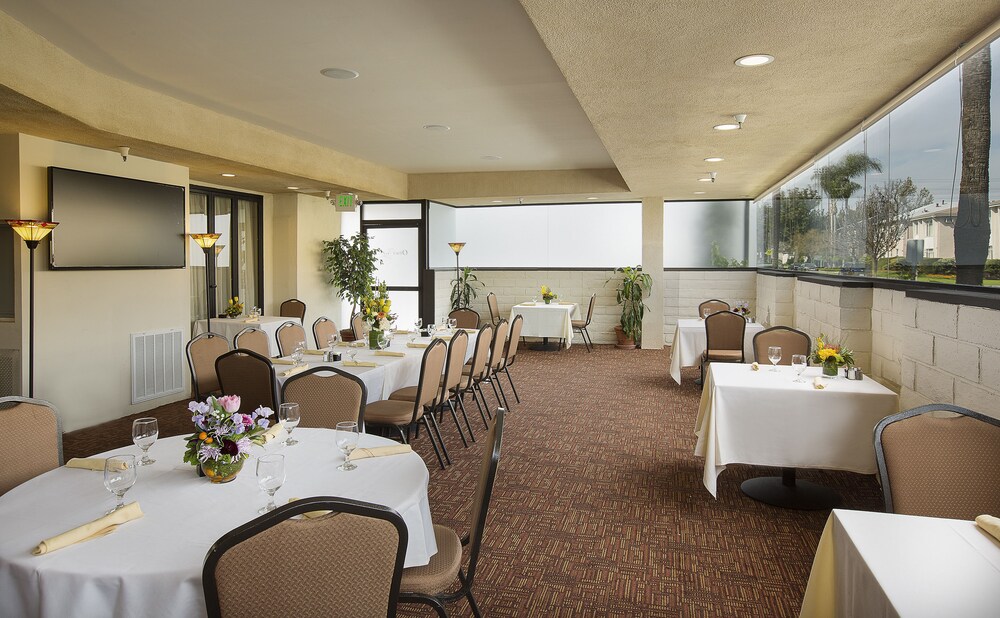 Coast Anabelle Hotel - photo 23