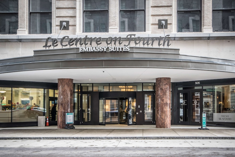 Embassy Suites Louisville Downtown - photo 80