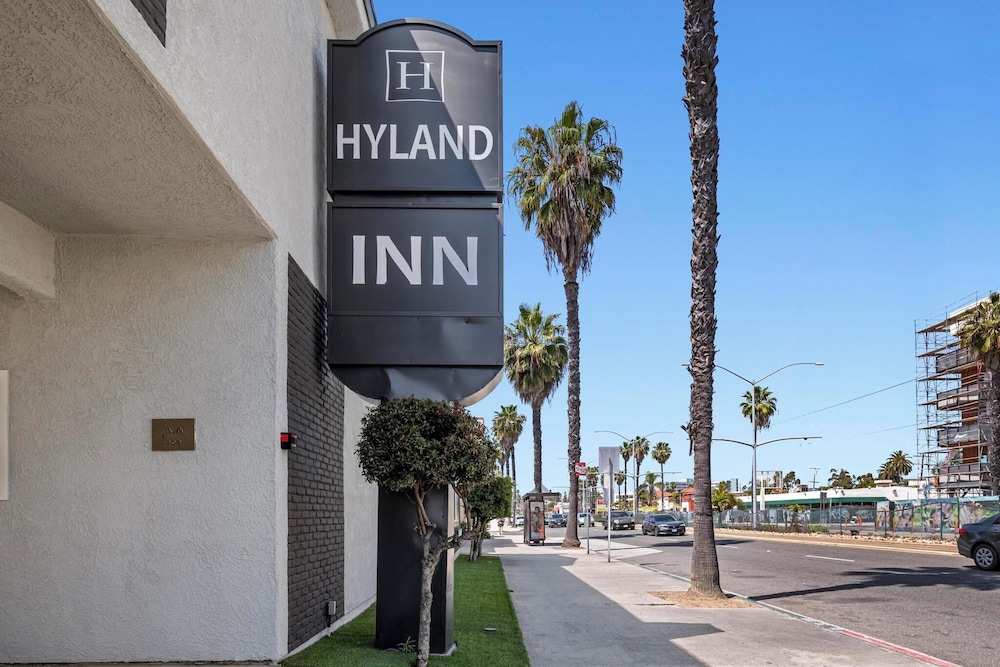 Hyland Inn Long Beach - photo 13
