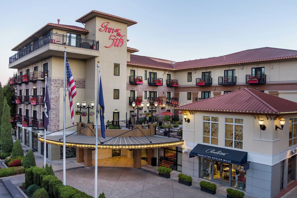 Inn at the 5th — 4-Star Luxury Hotel in Eugene, United States