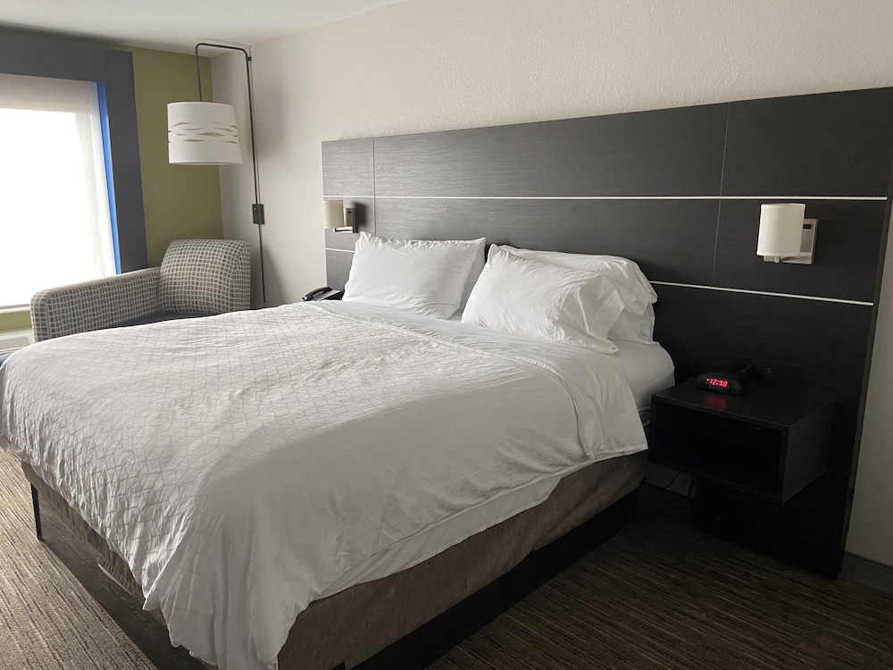 Holiday Inn Express & Suites Exmore Eastern Shore by IHG - photo 13