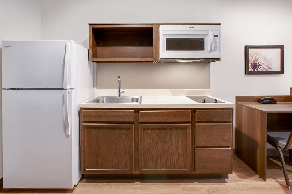 WoodSpring Suites Washington DC Northeast Greenbelt - photo 9