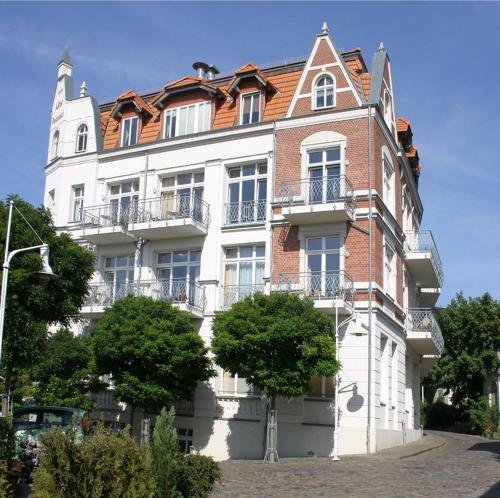 Alter Reichshof - carbon neutral hotel in Sassnitz