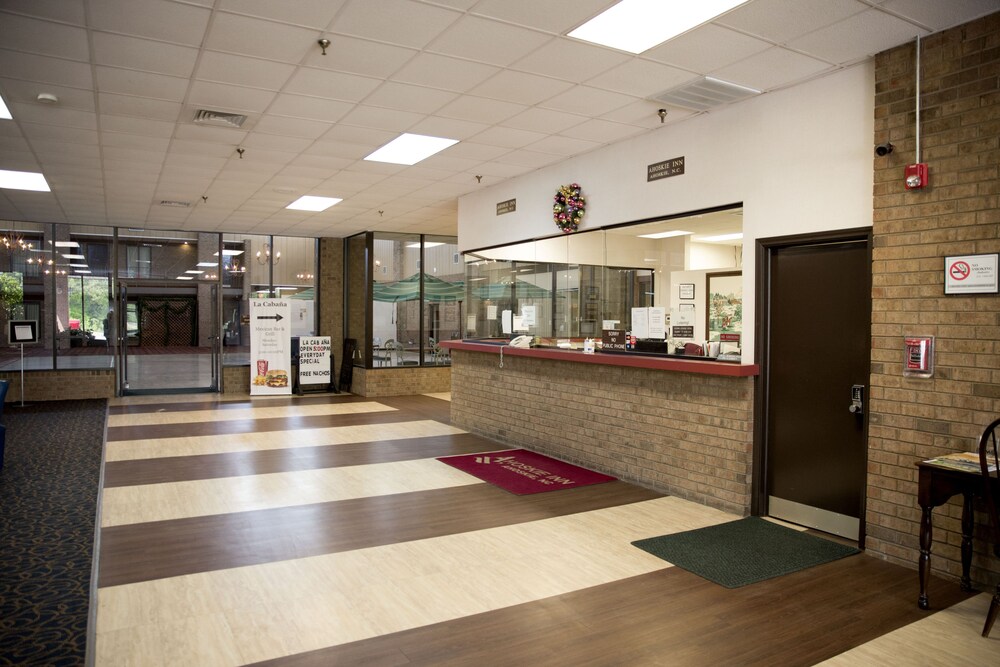 Ahoskie Inn - photo 3