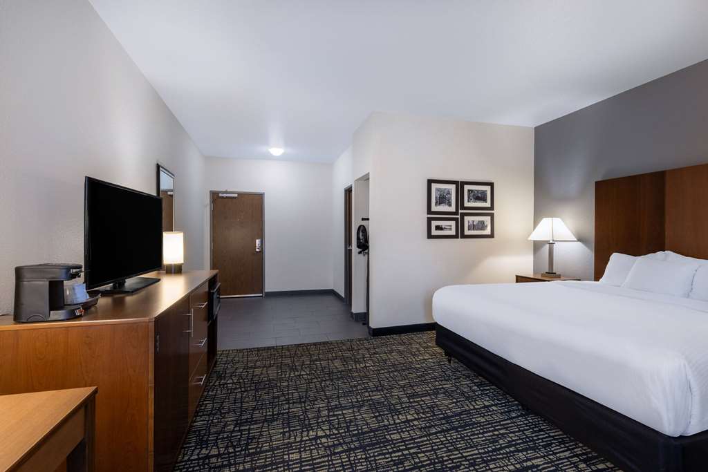 La Quinta Inn & Suites by Wyndham Morgantown - photo 44