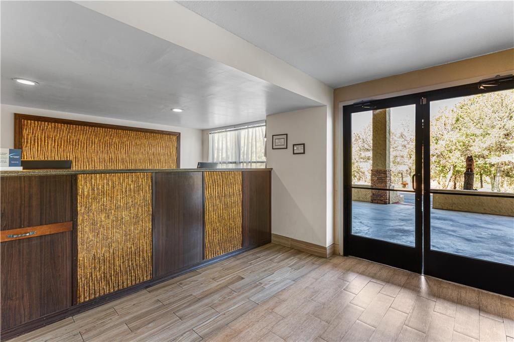 Best Western Pine Springs Inn - photo 28