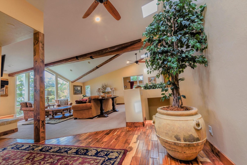 Lx18: Golfer's Dream Retreat Estate - photo 19