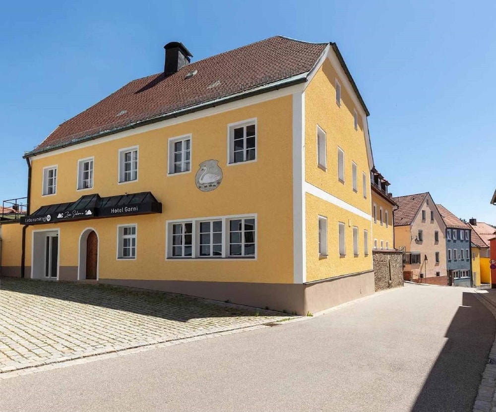 Hotel Garni Zum Schwan — Waldmunchen