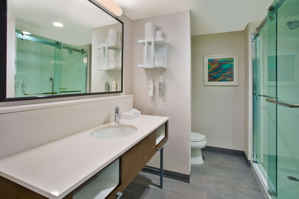 Hampton Inn Union City - photo 16