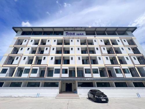 Vs Place in Mueang Nonthaburi, Thailand