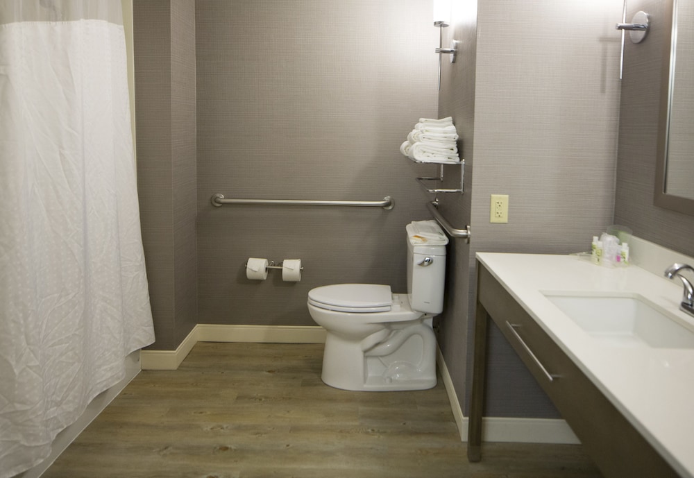 Holiday Inn Bloomington Airport by IHG - photo 33
