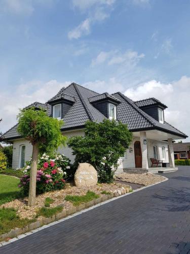 Ferienhaus Gesine 25193 — Bunde