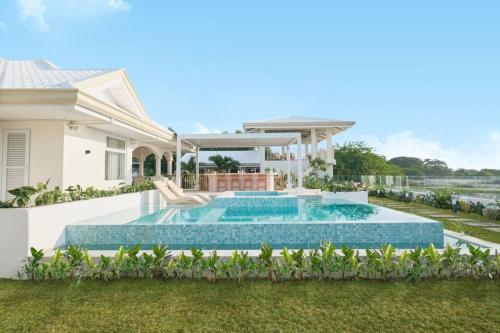 Alesea Tammocalao La Union Beachfront Villa Jacuzzi Two Pools — 4-Star Luxury Hotel in Bacnotan, Philippines