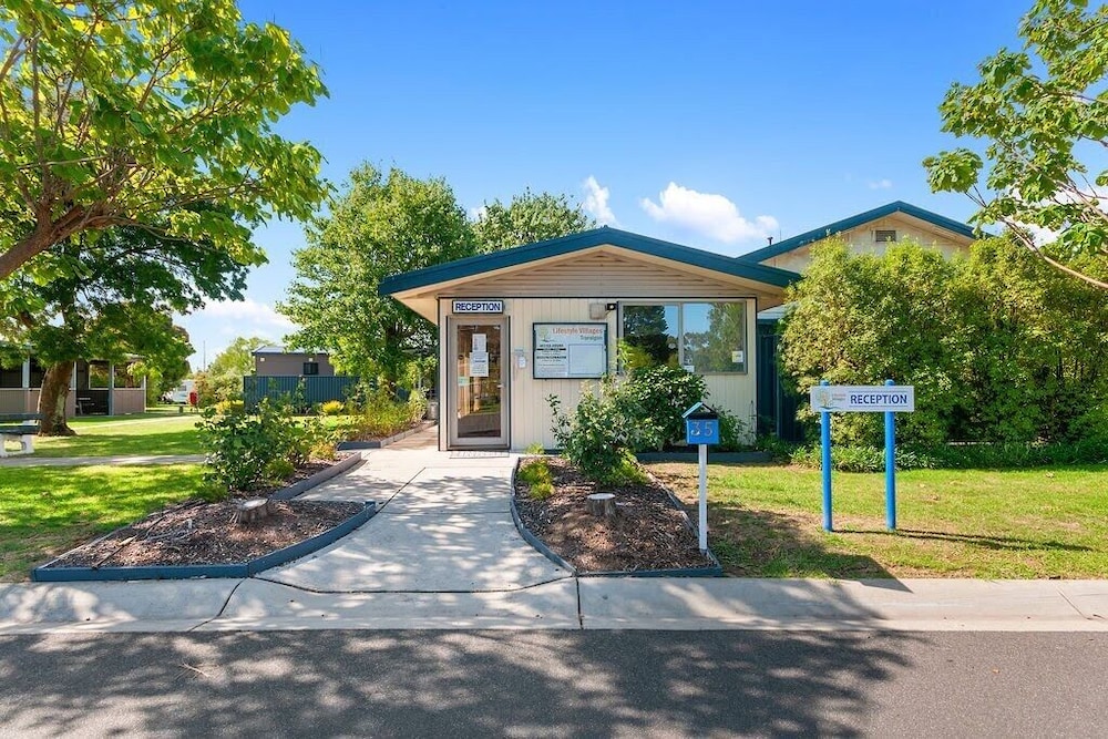 Traralgon Holiday Village — Traralgon — photo 3
