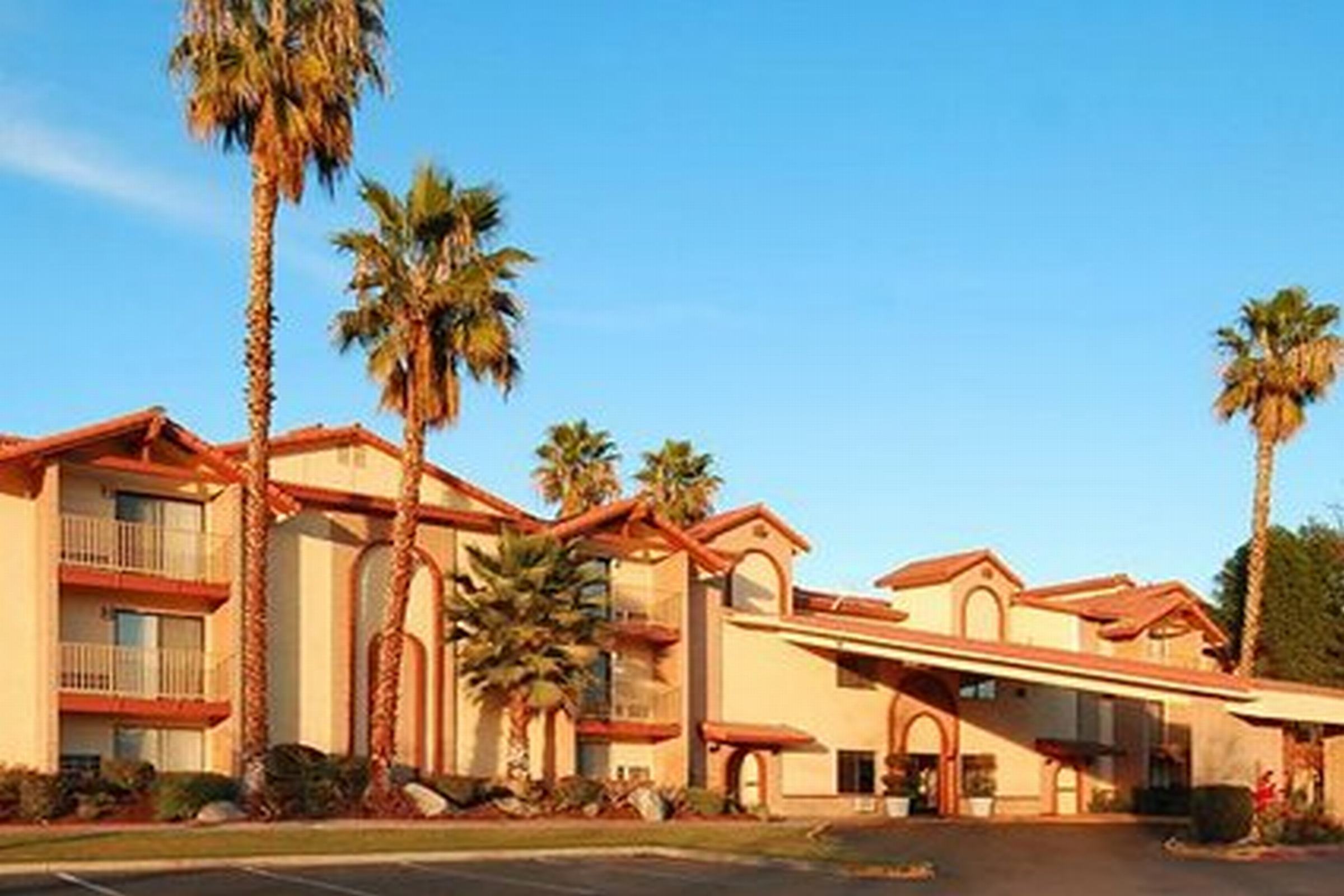 Quality Inn & Suites Bakersfield - photo 6