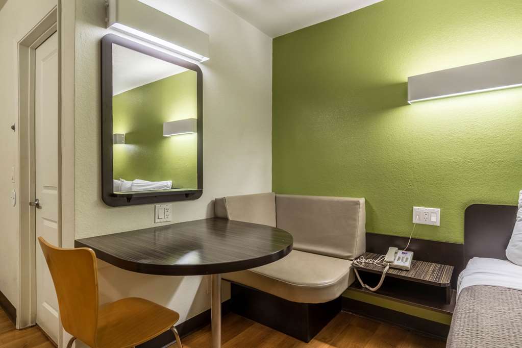 Motel 6 Redlands CA - photo 11