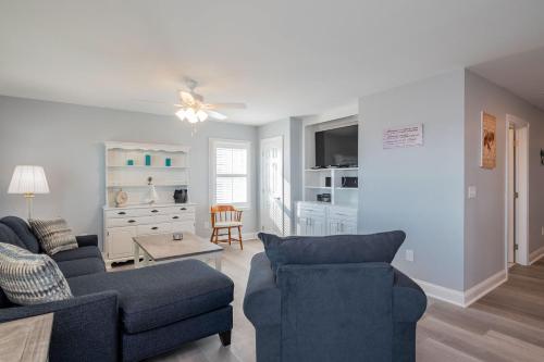 Ocean Wind by Oak Island Accommodations - photo 32