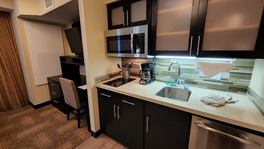 Staybridge Suites Denver Downtown by IHG - photo 34